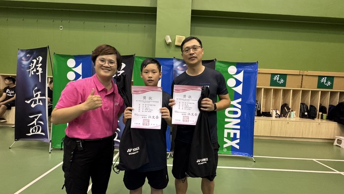 [校外體育-校代表隊]恭喜羽球隊參加「2025YONEX群岳靜宜大學生時代暨青少年全國羽球挑戰賽」，榮獲1個第一名佳績。圖片